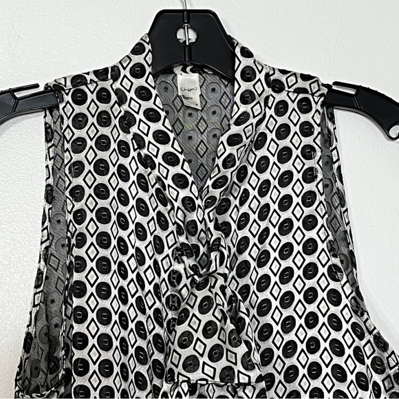 Chiffon by American Apparel Black White Diamond Circles Sleeveless Top - Picture 2 of 6